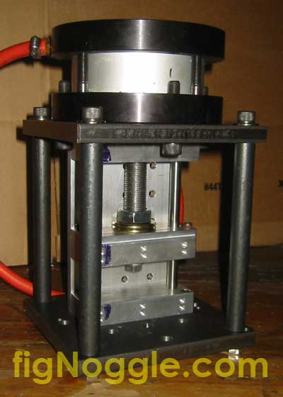 figNoggle-modular-press